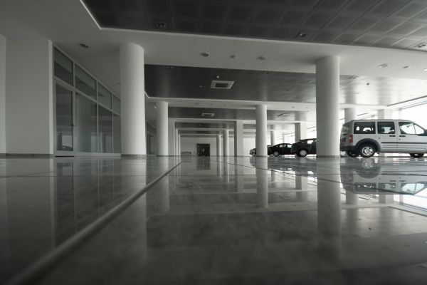 Auto Showroom Cleaning